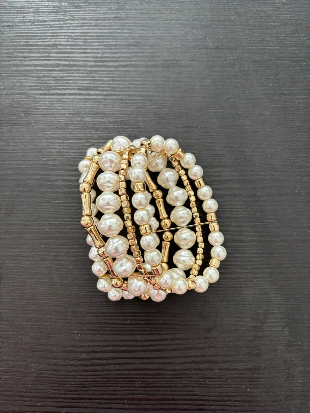 Lilly Pulitzer gold and pearl stretch bracelet - Picture 3 of 7